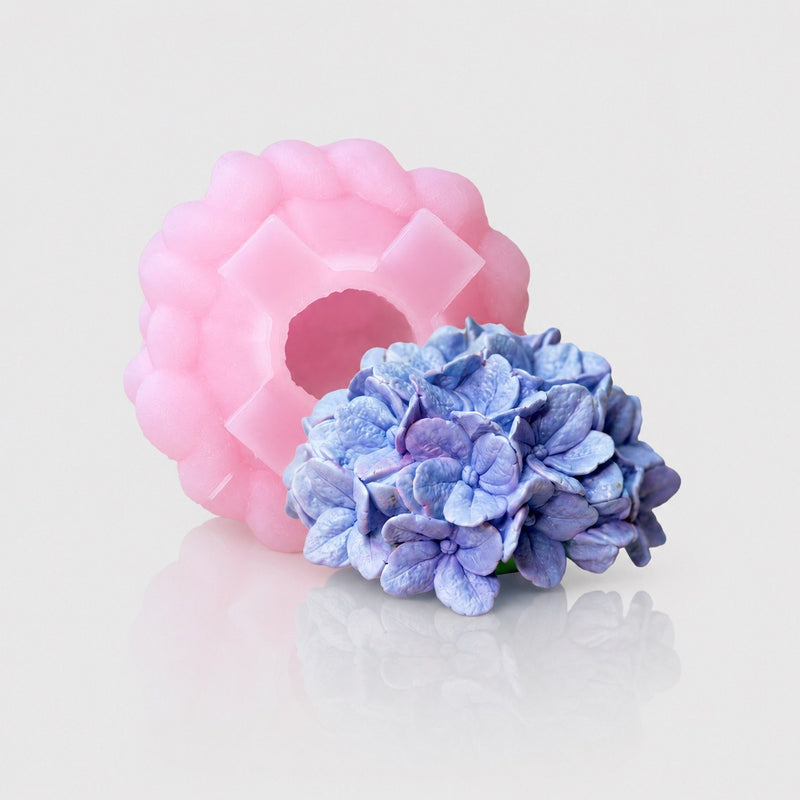 3D-Silikonform Hortensie 27 mit gegossener blauer Hortensienblüte